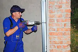 Exclusive Garage Door Repair Service Las Vegas, NV 702-666-8143 - installation-side